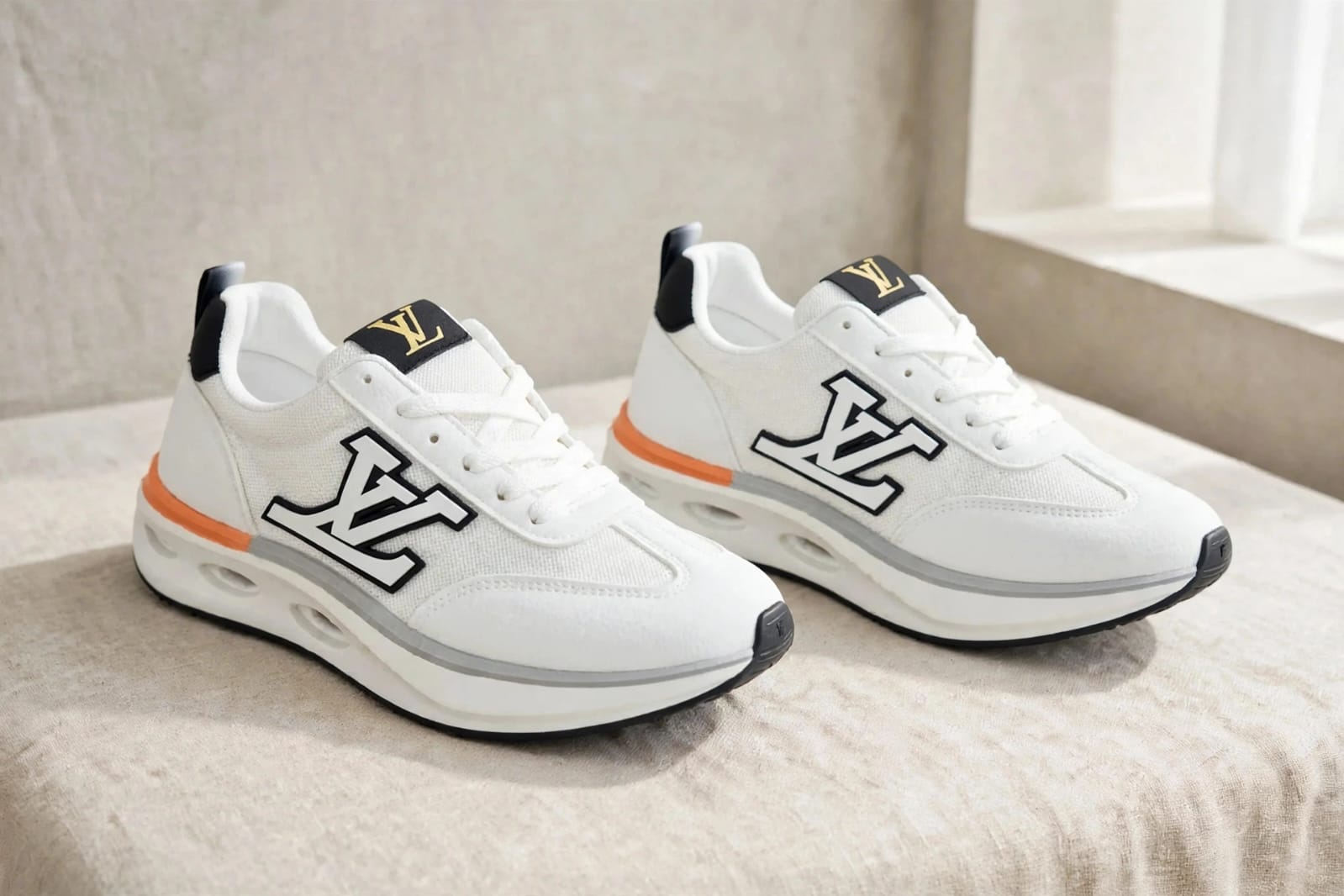 Louis Vuitton Louis Vuitton Trainer 2