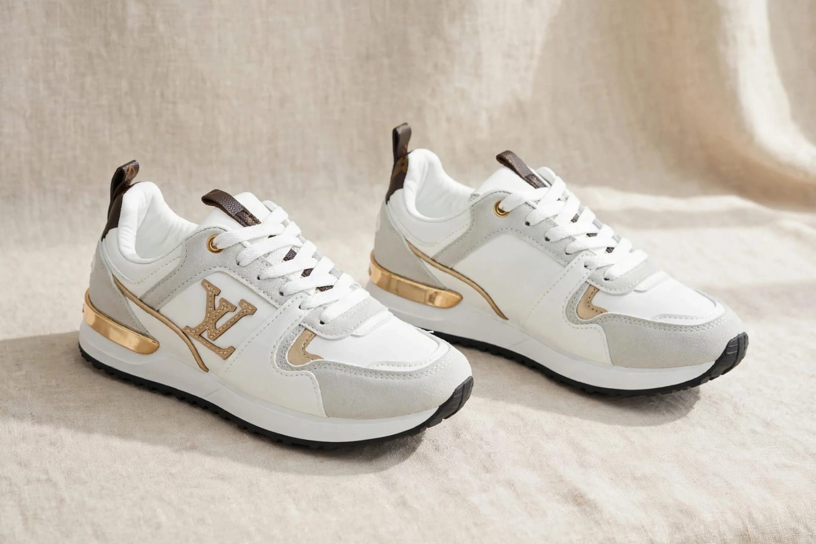 Louis Vuitton Louis Vuitton Trainer 5