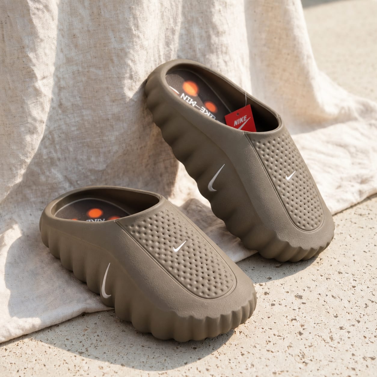 Nike Nike Calm Slides Classic 2